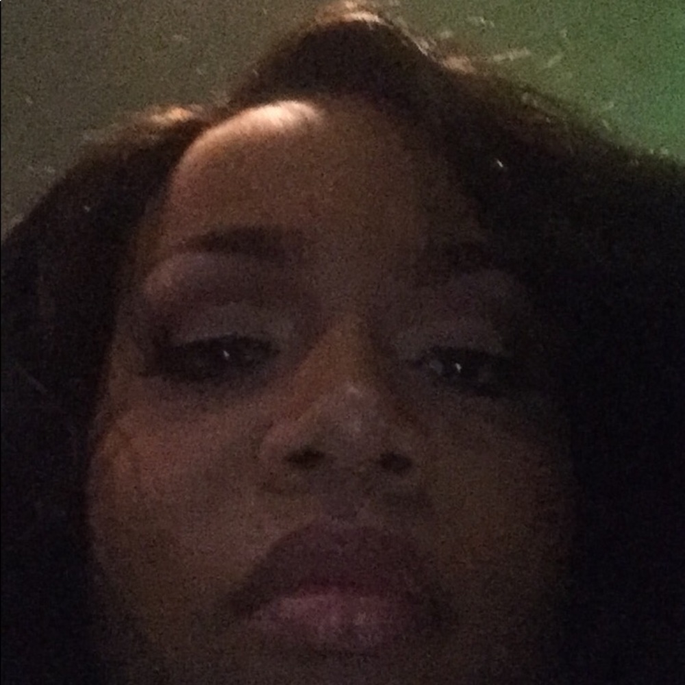 Meet your Posher, Shan